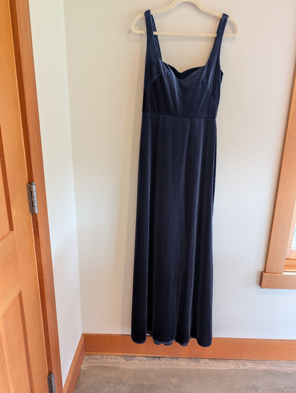 Jenny Yoo Velvet Blue High Slit Size 6